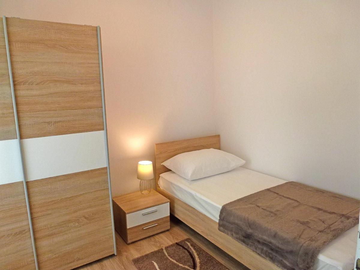 Apartment Ruza 니바이스 외부 사진